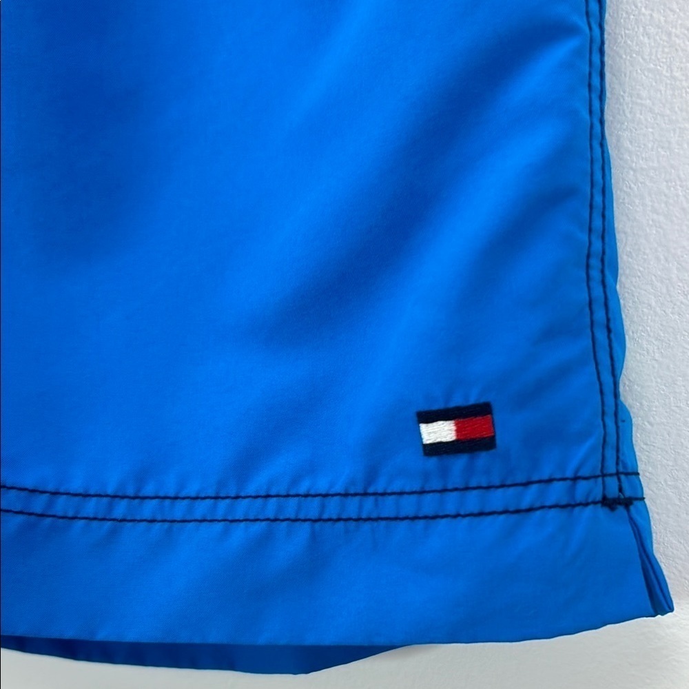 Tommy Hilfiger Swim Shorts Trunks Pool Vacation Beach Travel Sun Men's CL Lined - Picture 2 of 10
